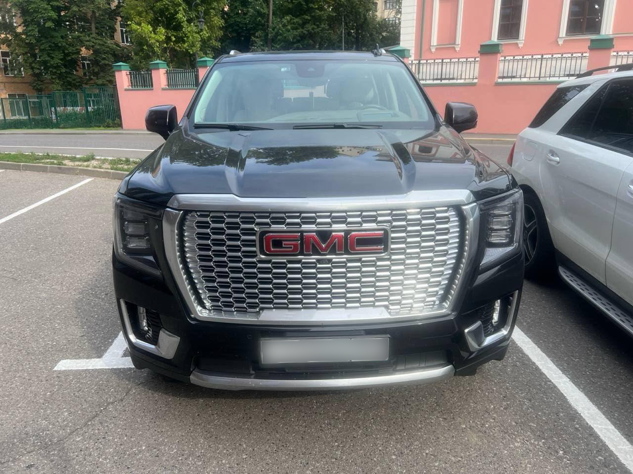 GMC Yukon Denali